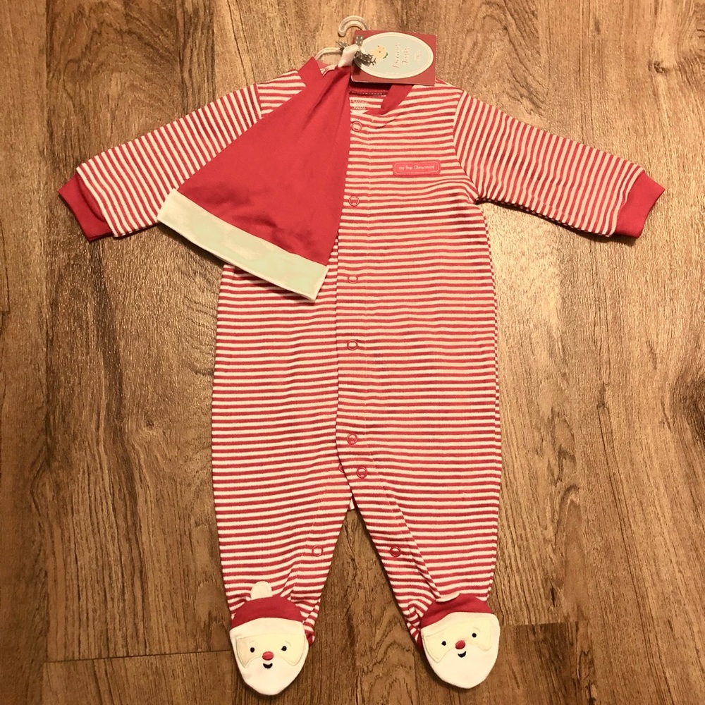 Baby’s First Christmas Santa Sleeper Set Sz 3 months